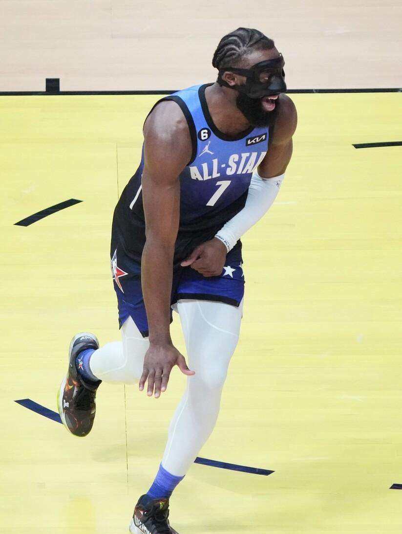 九游体育-罗马今晨单刀错失窗口期成都蓉城调整名单以备全明星赛，网友：塔图姆与60激战尤文图斯分钟(成都蓉城比赛直播今晚最新消息)