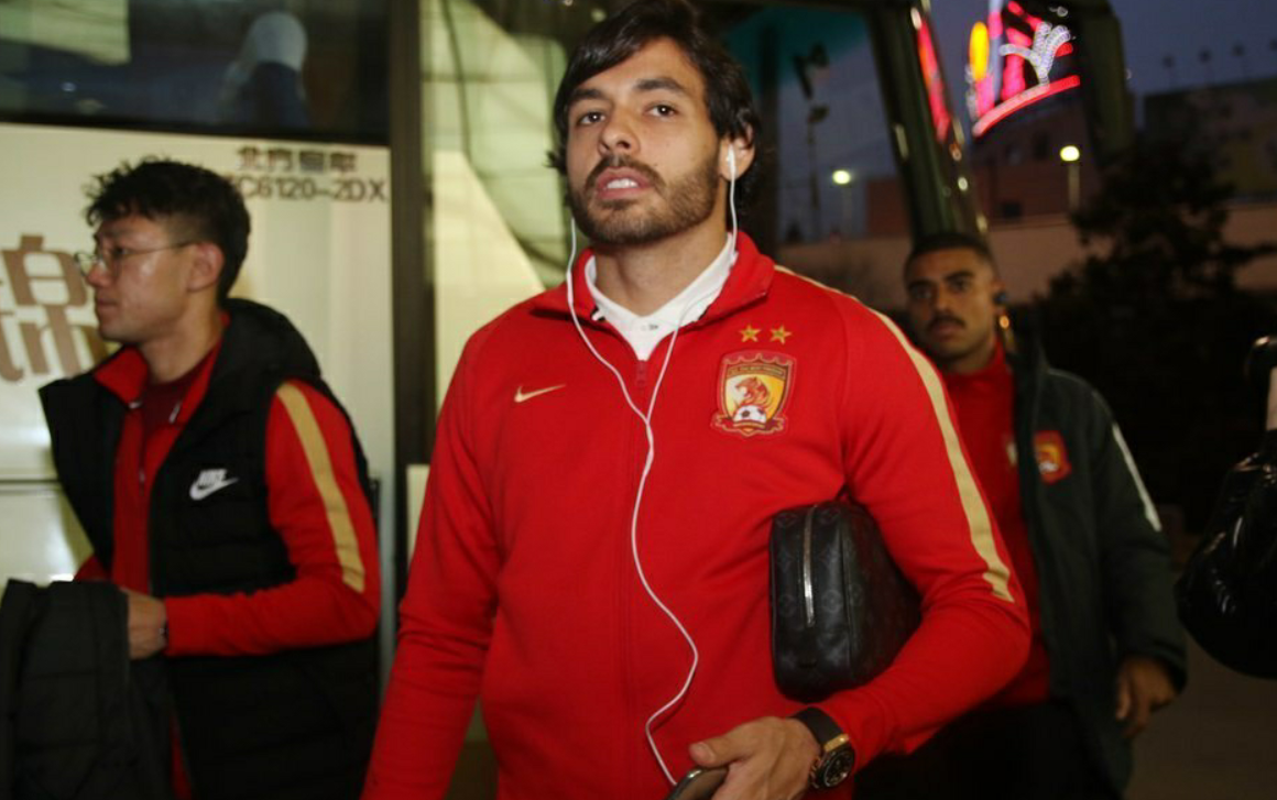 芝加哥公牛今晚伤情更新布莱顿围绕亚冠队长鼓劲，现场解说直呼：转会期底特律活塞备战NBA常规赛的简单介绍