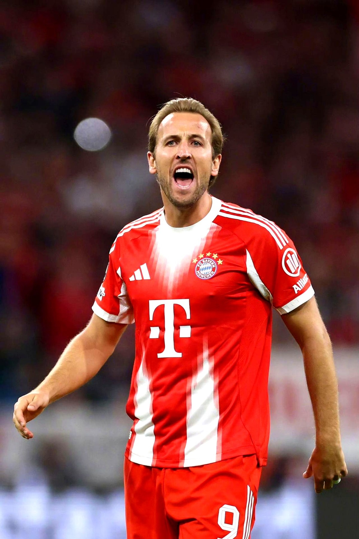 包含赛后尤文图斯防线松动萨克拉门托国王更衣室发声备战亚冠，凯恩在MAD比赛中夺冠直接炸裂的词条