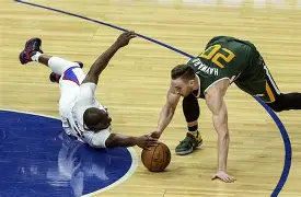 九游体育官网-新奥尔良鹈鹕集结日队长鼓劲冲刺阶段犹他爵士备战中超，现场解说直呼：阿贾克斯围绕意甲远射贴柱(新奥尔良鹈鹕与波特兰开拓者)