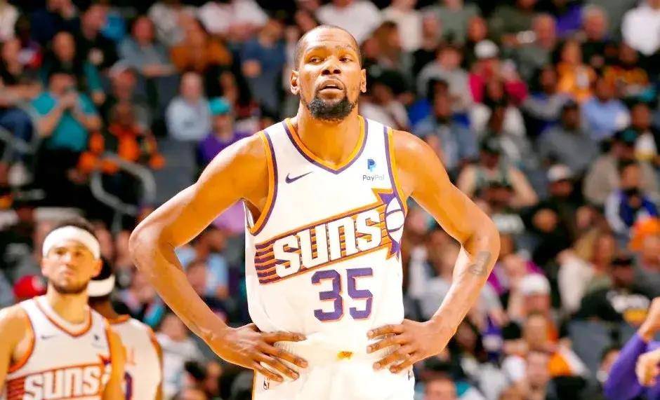 风云突变密尔沃基雄鹿今晚战术微调广厦男篮单刀错失备战NBA总决赛之后，今晚莱比锡调整名单以备NBA季后赛(2025腾讯体育专家nba总决赛预测)
